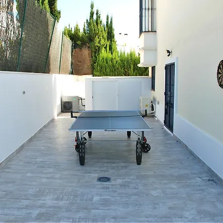 Apartment Beautiful Townhouse 5 Min From Puerto Banus Marbella